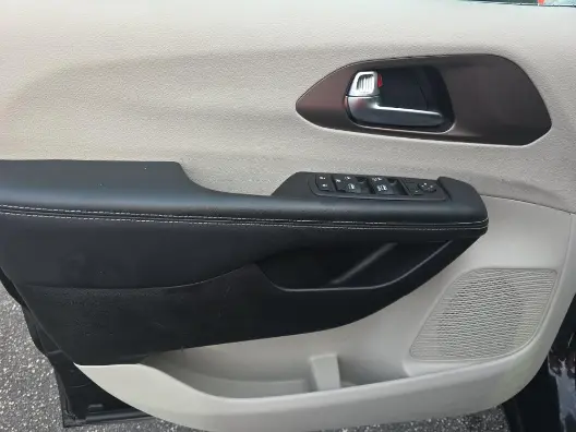 Florida Fine Cars - Used CHRYSLER VOYAGER 2023 ORLANDO LX