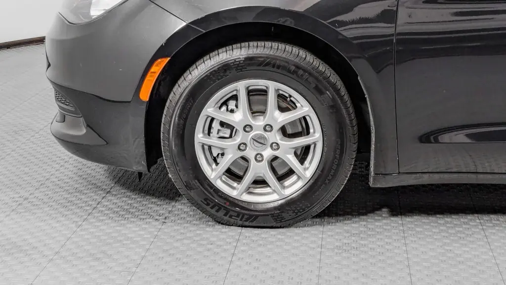 Florida Fine Cars - Used CHRYSLER VOYAGER 2023 ORLANDO LX