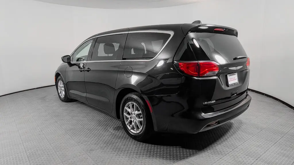 Florida Fine Cars - Used CHRYSLER VOYAGER 2023 ORLANDO LX