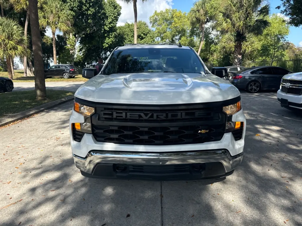 2022 Chevrolet Silverado 1500 Work Truck photo 2