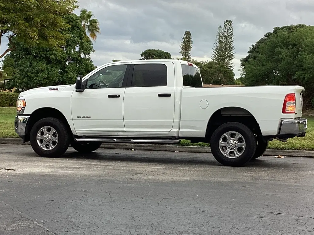 2024 Ram 2500 Big Horn photo 4