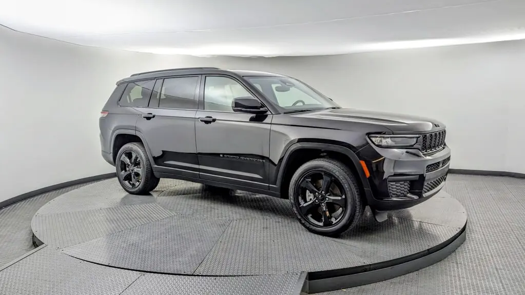 Florida Fine Cars - Used JEEP GRAND CHEROKEE L 2023 WEST PALM ALTITUDE