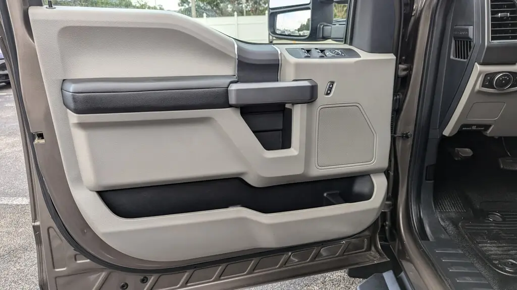 Florida Fine Cars - Used FORD SUPER DUTY F-350 DRW 2022 MIAMI XLT