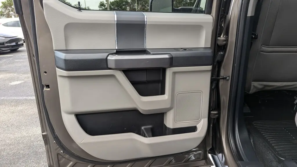 Florida Fine Cars - Used FORD SUPER DUTY F-350 DRW 2022 MIAMI XLT