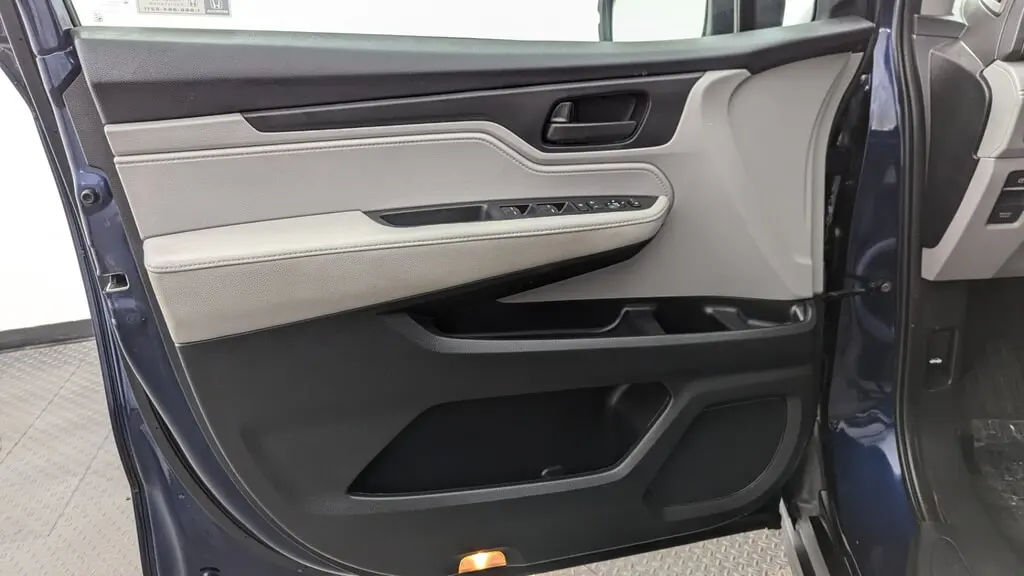 Florida Fine Cars - Used HONDA ODYSSEY 2023 MIAMI EX