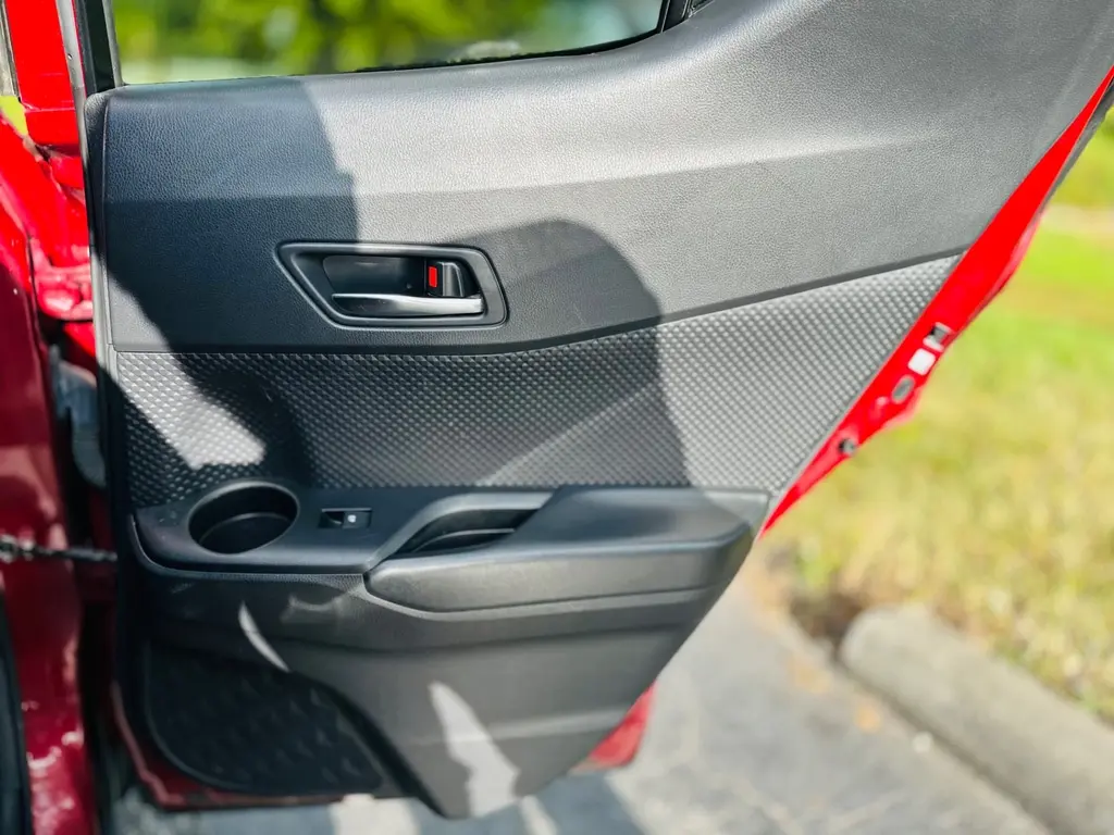 Florida Fine Cars - Used TOYOTA C-HR 2019 ORLANDO XLE