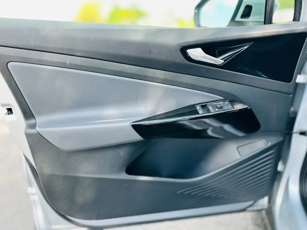 Florida Fine Cars - Used VOLKSWAGEN ID.4 2021 MIAMI PRO