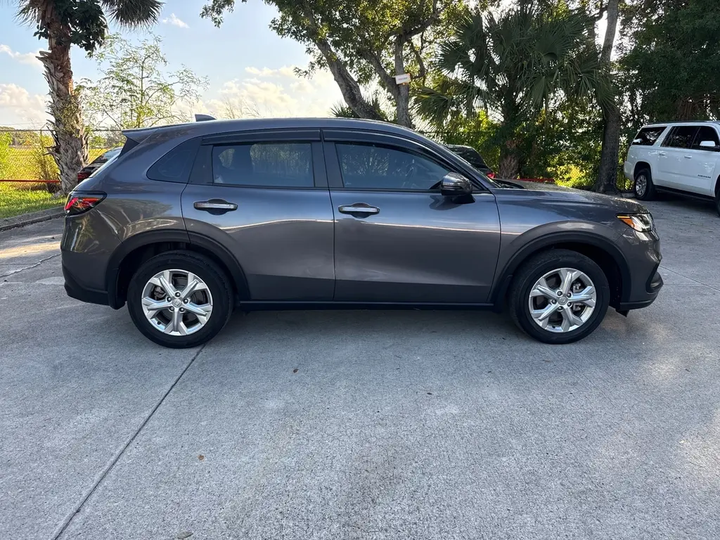 2024 Honda HR-V LX photo 4