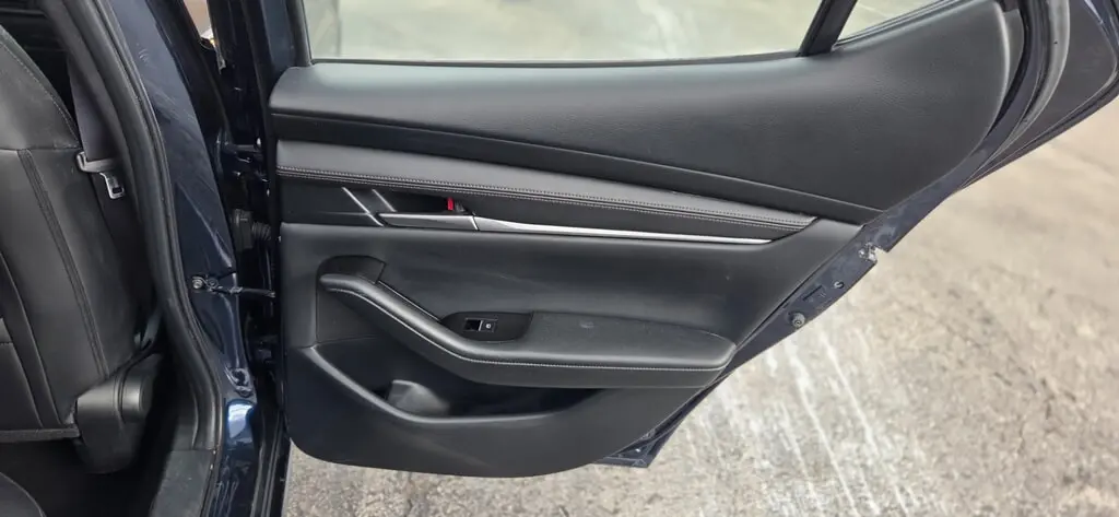 Florida Fine Cars - Used MAZDA MAZDA3 HATCHBACK 2024 WEST PALM 2.5 S SELECT SPORT