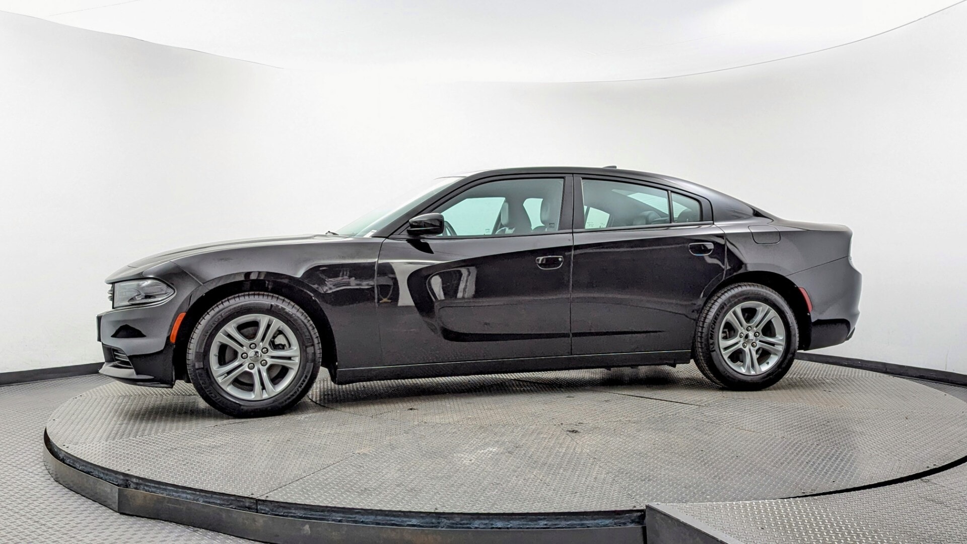 used vehicle - SEDAN DODGE CHARGER 2022