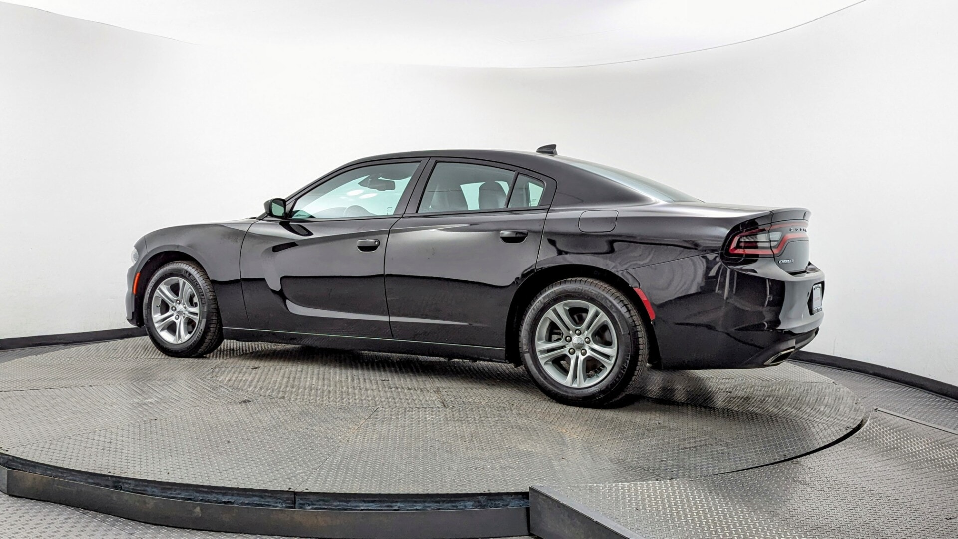 used vehicle - SEDAN DODGE CHARGER 2022