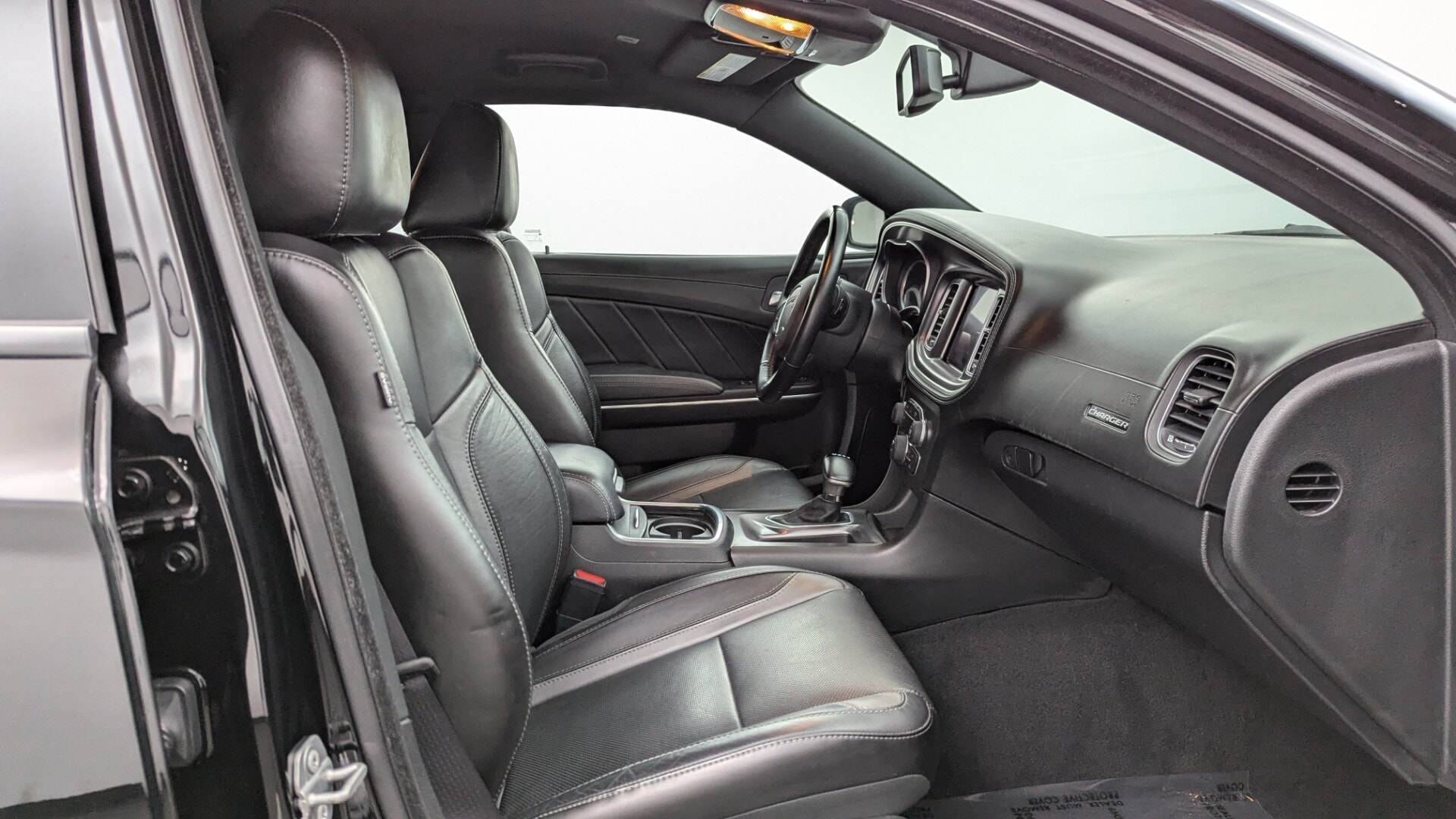 used vehicle - SEDAN DODGE CHARGER 2022
