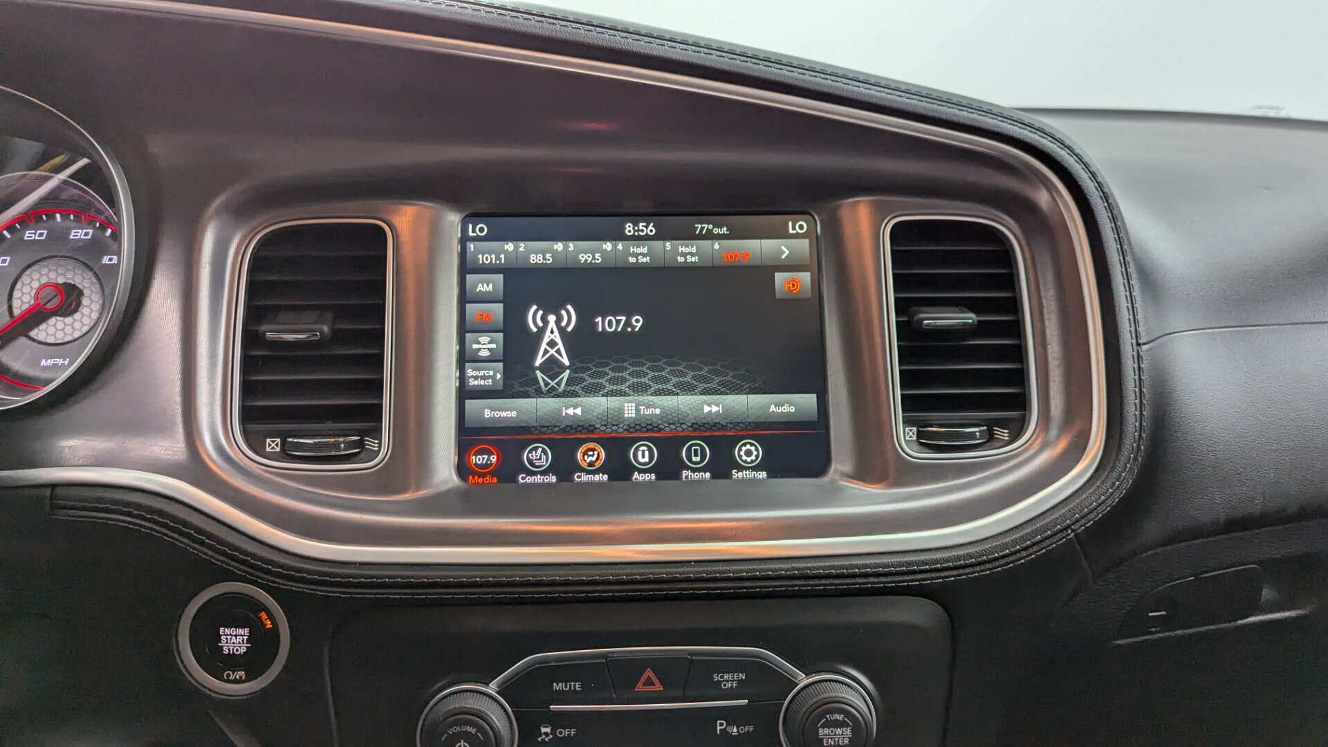 used vehicle - SEDAN DODGE CHARGER 2022