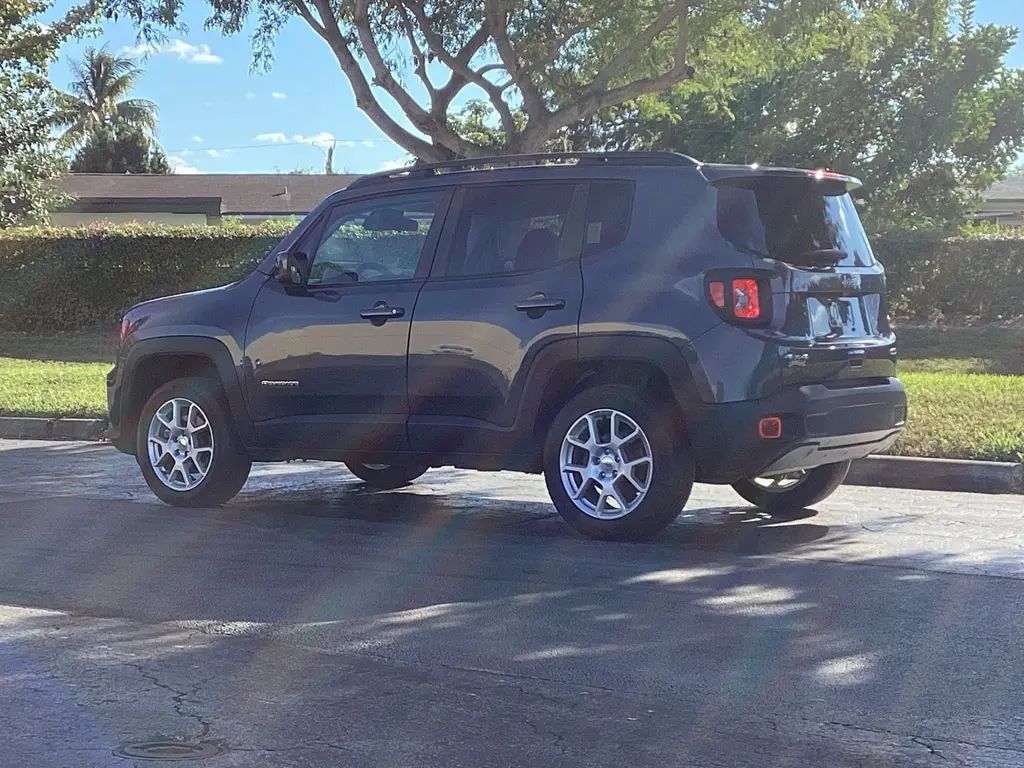 Florida Fine Cars - Used JEEP RENEGADE 2022 MIAMI LATITUDE