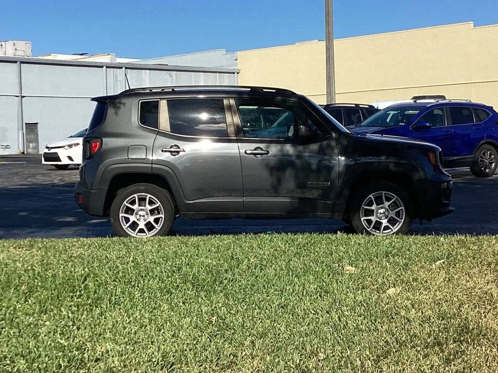 Florida Fine Cars - Used JEEP RENEGADE 2022 MIAMI LATITUDE