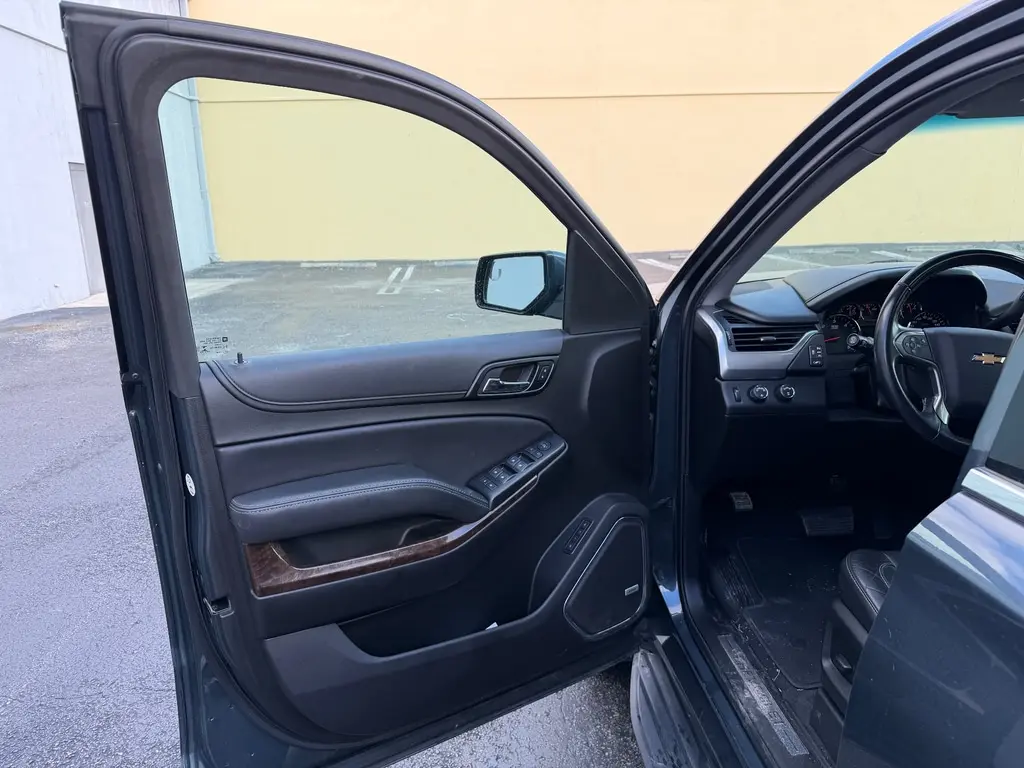 Florida Fine Cars - Used CHEVROLET SUBURBAN 2020 MARGATE LT