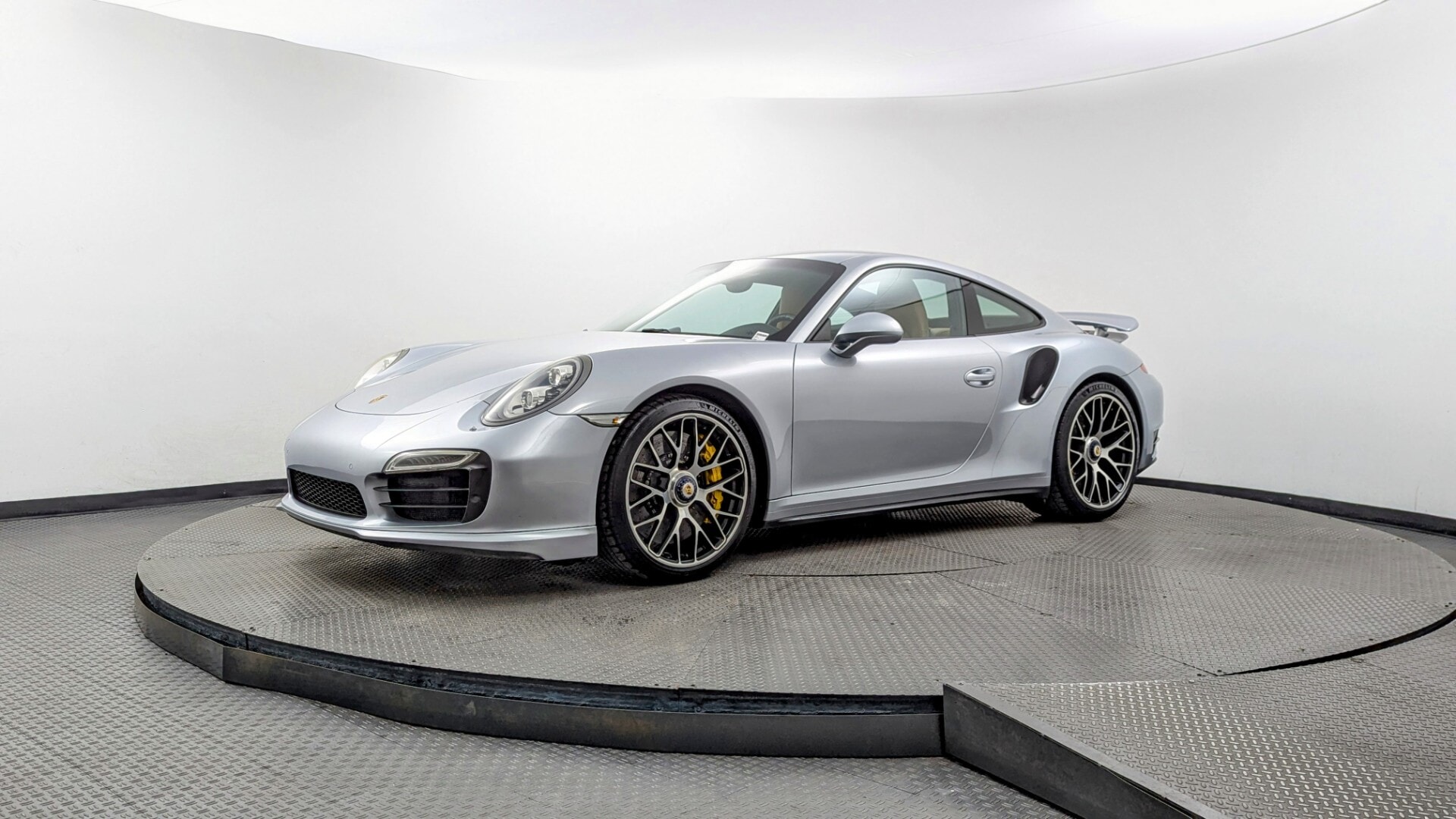 2014 Porsche 911 Turbo S's photo