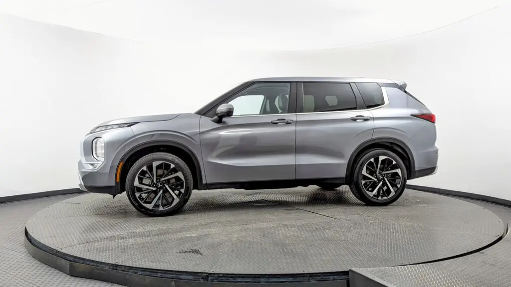 Florida Fine Cars - Used MITSUBISHI OUTLANDER 2024 MARGATE SE