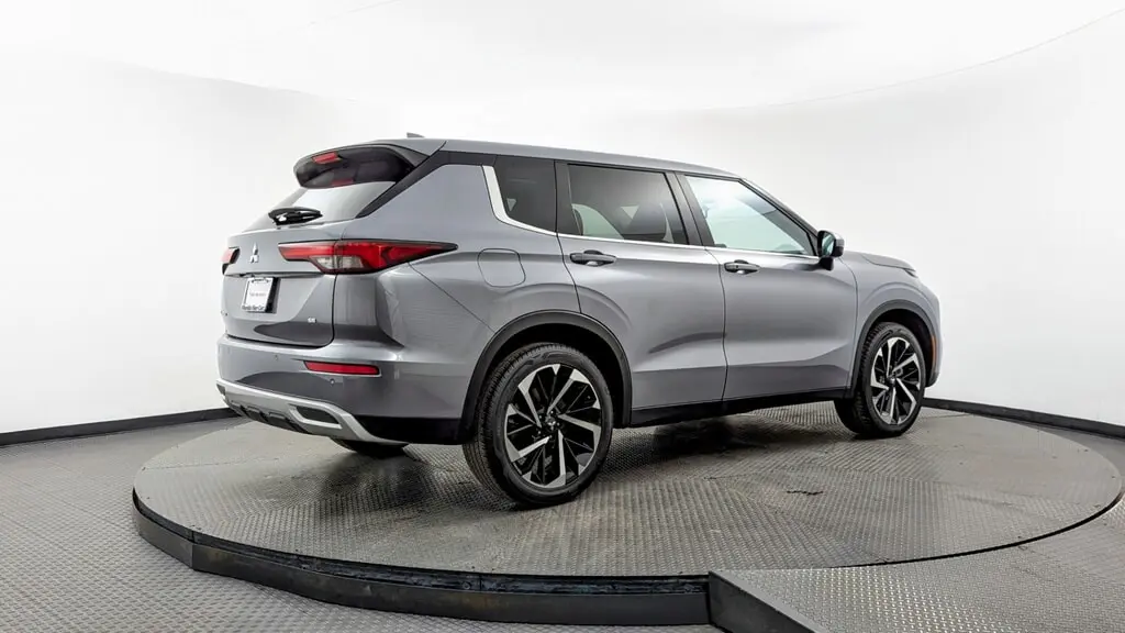 Florida Fine Cars - Used MITSUBISHI OUTLANDER 2024 MARGATE SE