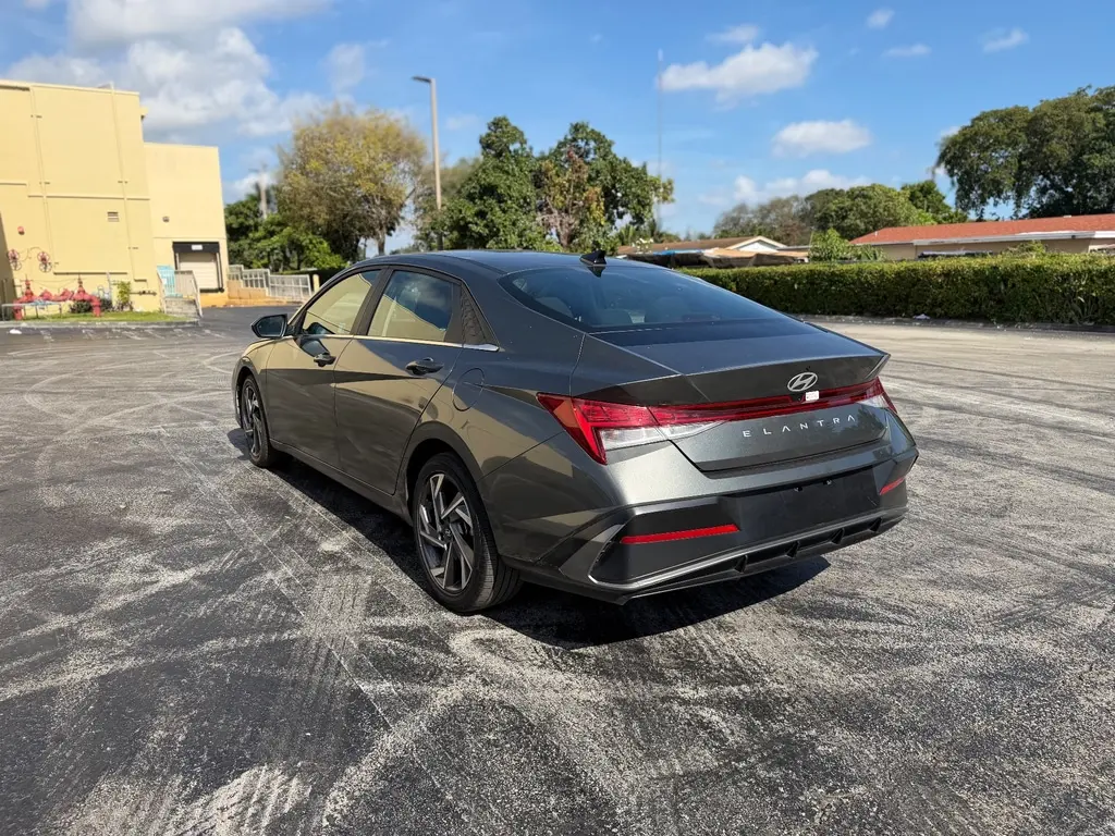 Florida Fine Cars - Used HYUNDAI ELANTRA 2025 MIAMI SEL CONVENIENCE