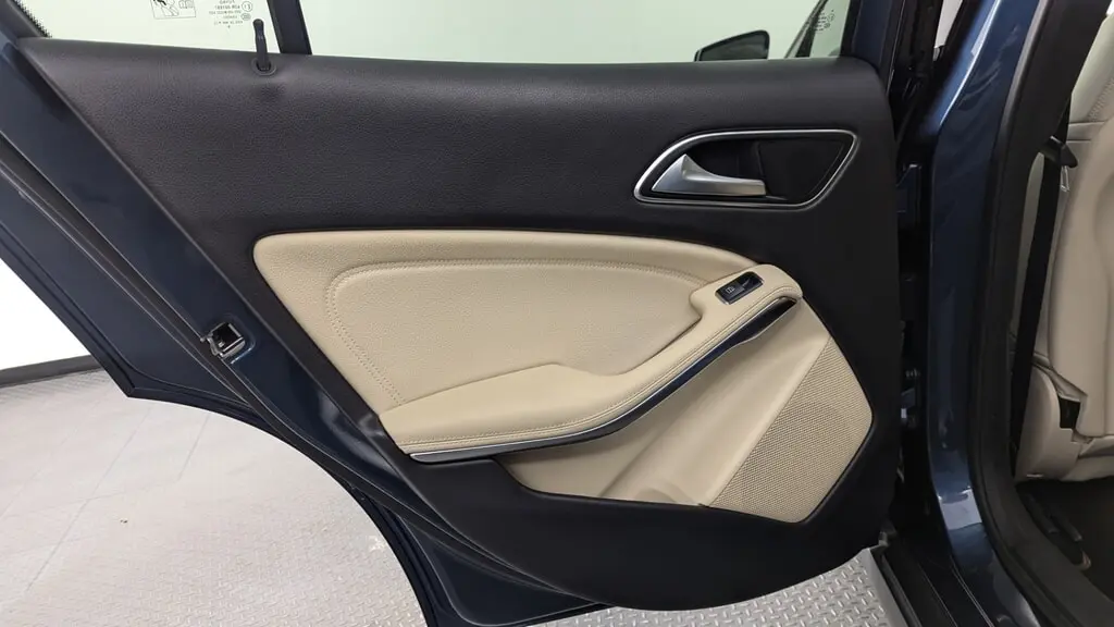 Florida Fine Cars - Used MERCEDES-BENZ GLA 2019 MIAMI GLA 250