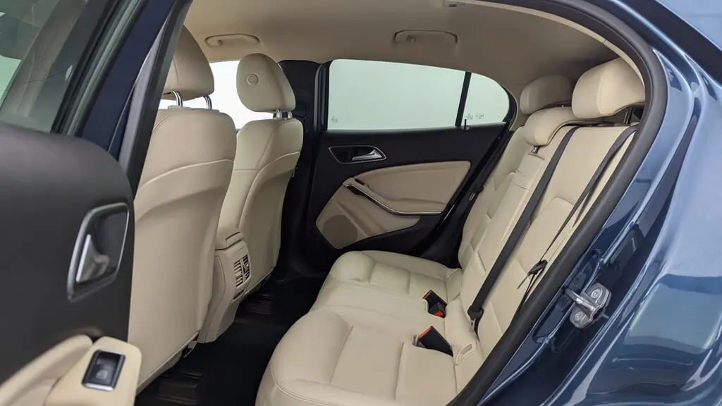 Florida Fine Cars - Used MERCEDES-BENZ GLA 2019 MIAMI GLA 250