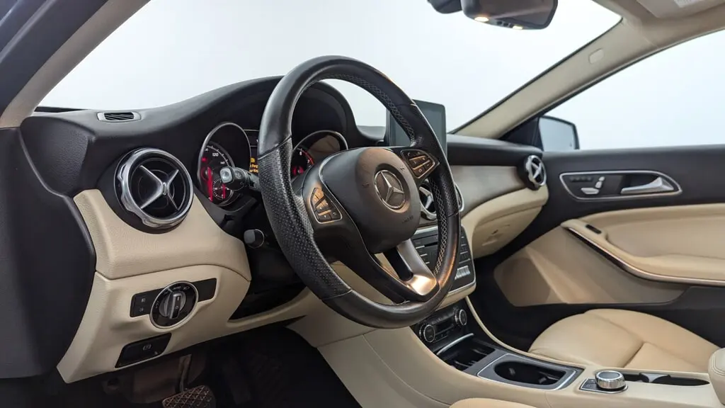 Florida Fine Cars - Used MERCEDES-BENZ GLA 2019 MIAMI GLA 250