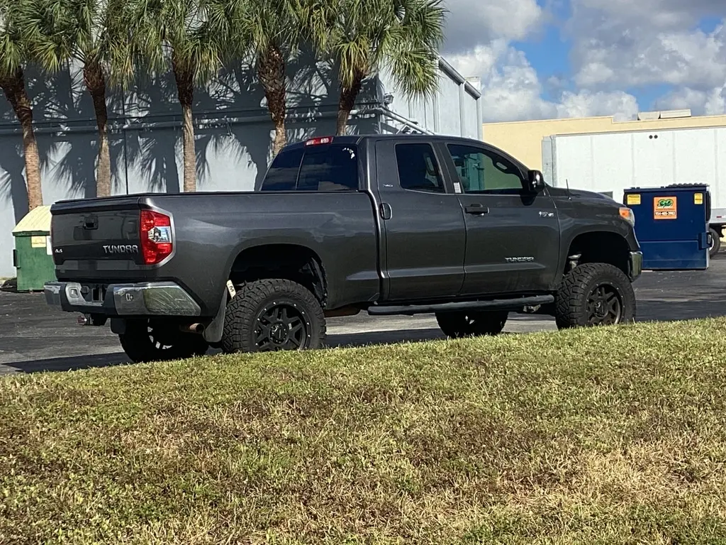 Florida Fine Cars - Used TOYOTA TUNDRA 4WD 2014 MIAMI SR5