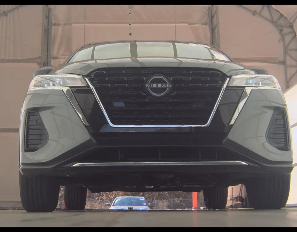 2024 Nissan Kicks S photo 3