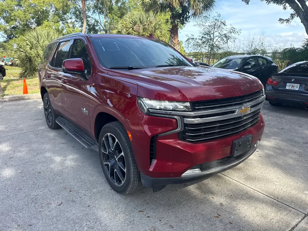2021 Chevrolet Tahoe LT photo 3