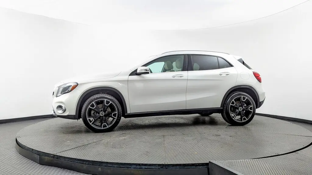 Florida Fine Cars - Used MERCEDES-BENZ GLA 2019 MIAMI GLA 250