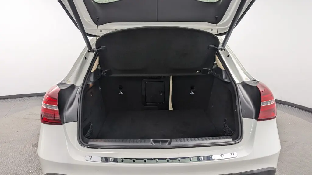 Florida Fine Cars - Used MERCEDES-BENZ GLA 2019 MIAMI GLA 250