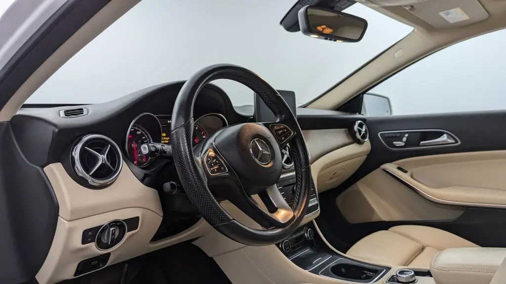 Florida Fine Cars - Used MERCEDES-BENZ GLA 2019 MIAMI GLA 250