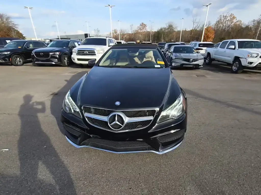 2016 Mercedes Benz E 400 photo 2