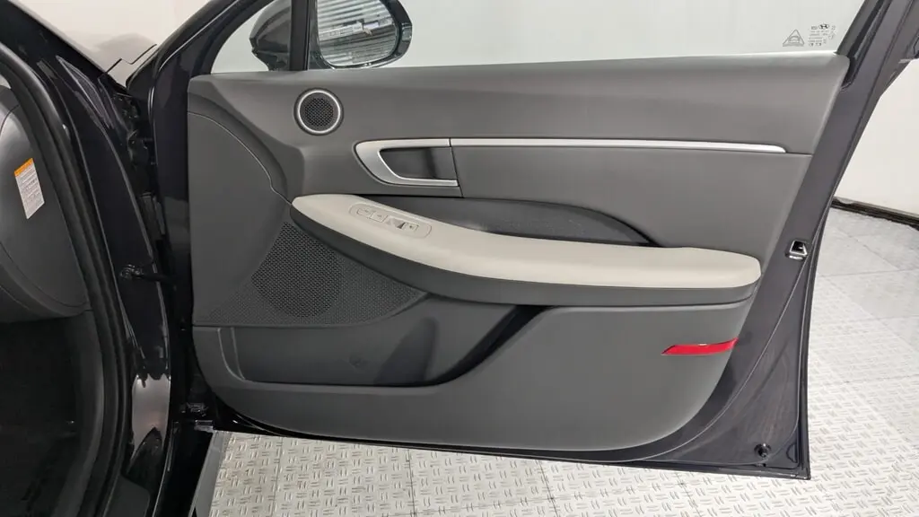 Florida Fine Cars - Used HYUNDAI SONATA HYBRID 2024 ORLANDO SEL