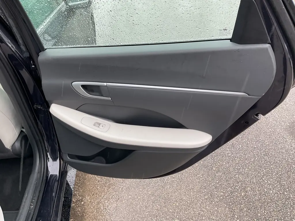 Florida Fine Cars - Used HYUNDAI SONATA HYBRID 2024 ORLANDO SEL