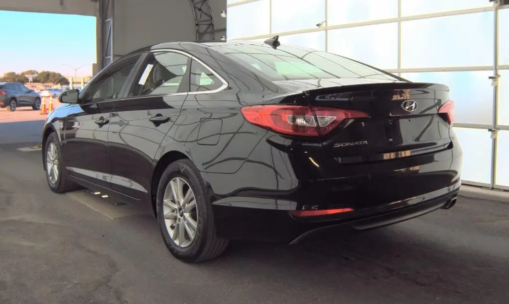 2017 Hyundai Sonata SE photo 4