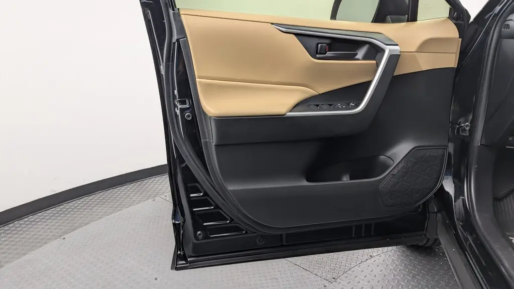 Florida Fine Cars - Used TOYOTA RAV4 2020 WEST PALM HYBRID LE