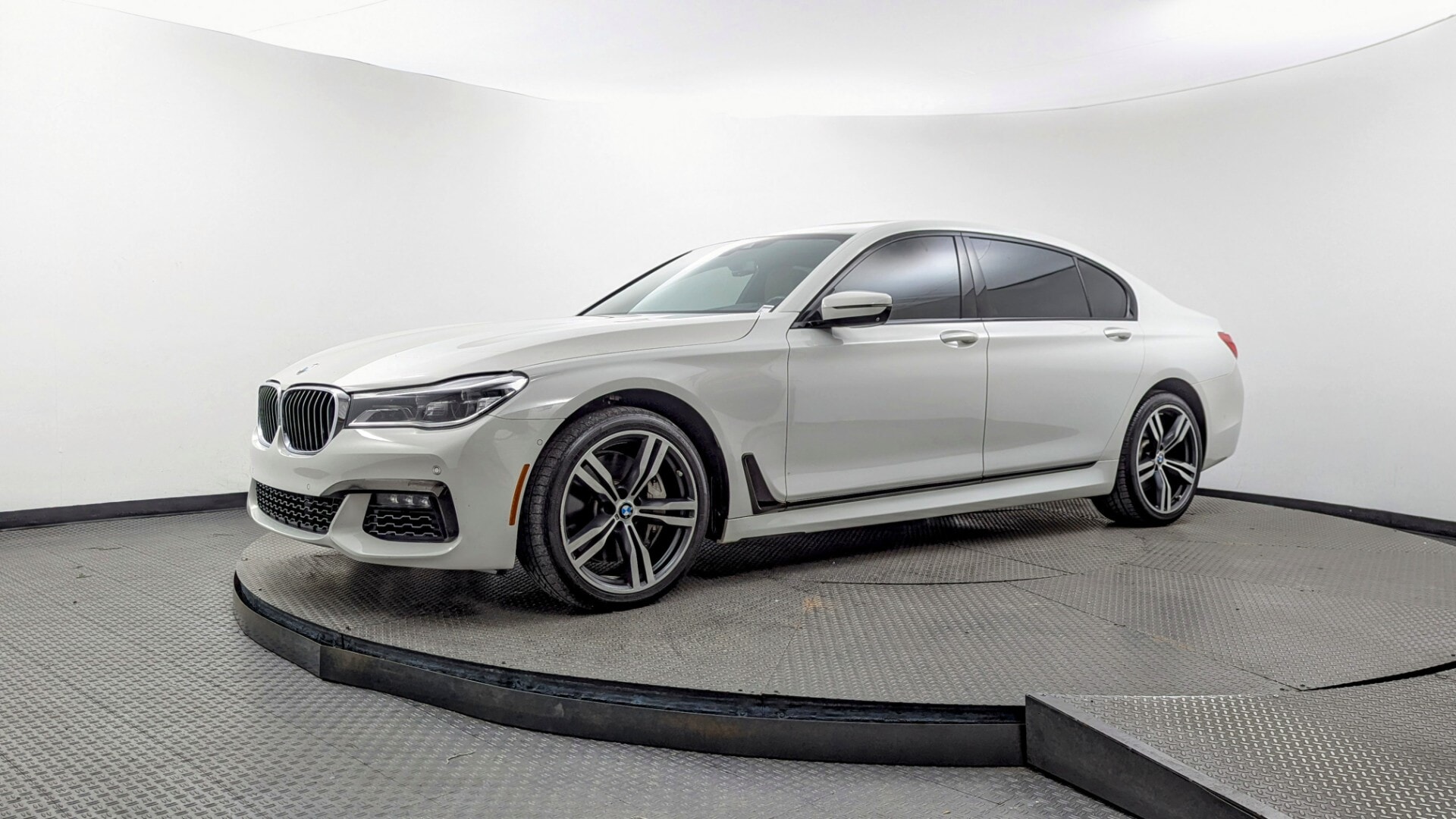2017 BMW 7 Series 750i