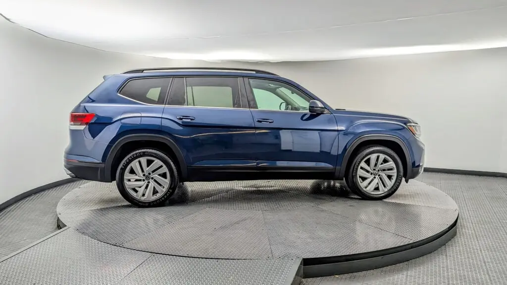 Florida Fine Cars - Used VOLKSWAGEN ATLAS 2021 WEST PALM 3.6L V6 SE W/TECHNOLOGY