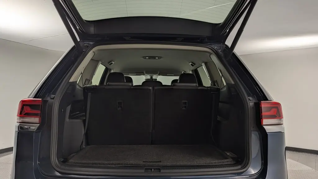 Florida Fine Cars - Used VOLKSWAGEN ATLAS 2021 WEST PALM 3.6L V6 SE W/TECHNOLOGY