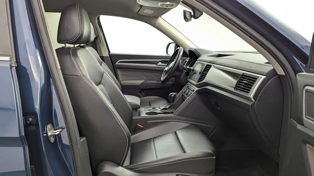 Florida Fine Cars - Used VOLKSWAGEN ATLAS 2021 WEST PALM 3.6L V6 SE W/TECHNOLOGY