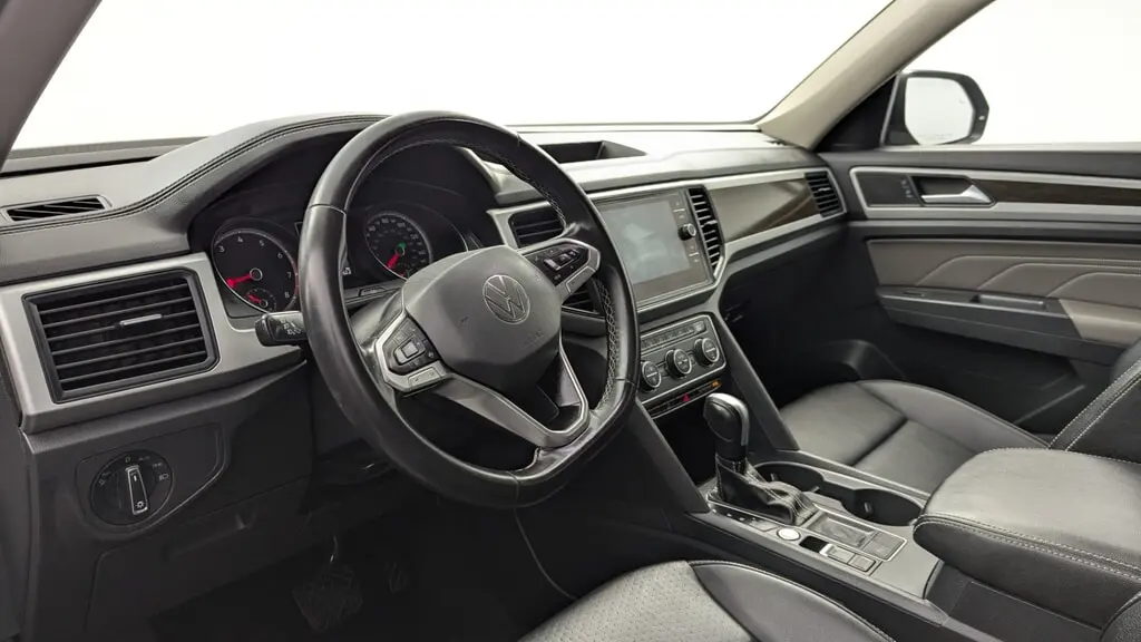 Florida Fine Cars - Used VOLKSWAGEN ATLAS 2021 WEST PALM 3.6L V6 SE W/TECHNOLOGY