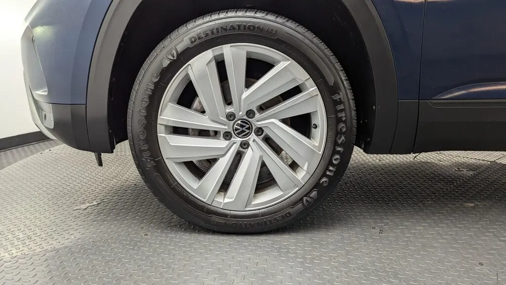 Florida Fine Cars - Used VOLKSWAGEN ATLAS 2021 WEST PALM 3.6L V6 SE W/TECHNOLOGY