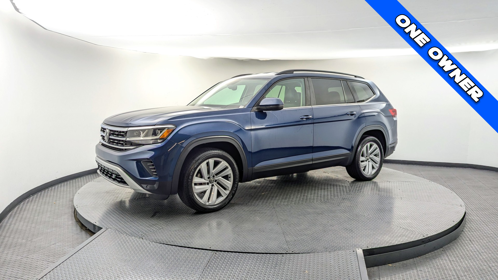 2021 Volkswagen Atlas SE w/Tech's photo