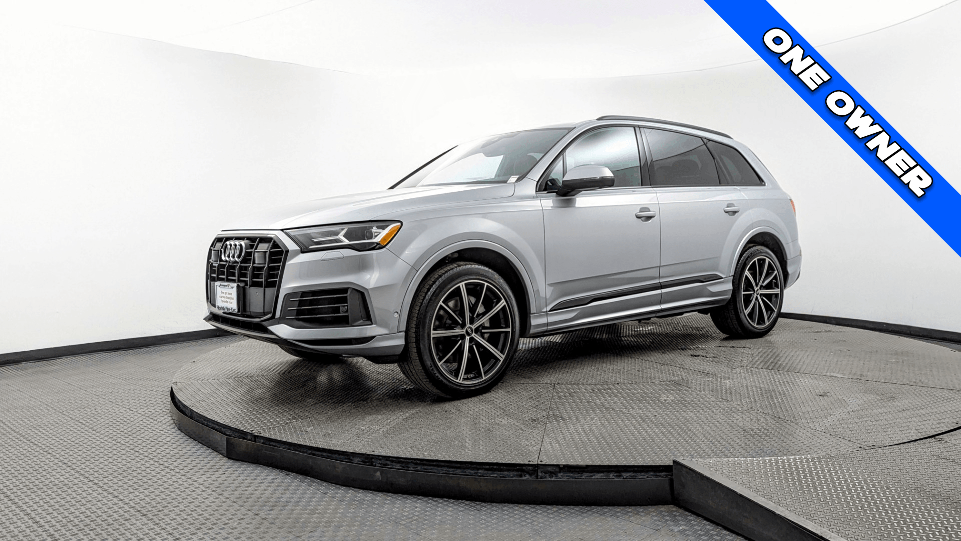 2022 Audi Q7 Premium Plus's photo