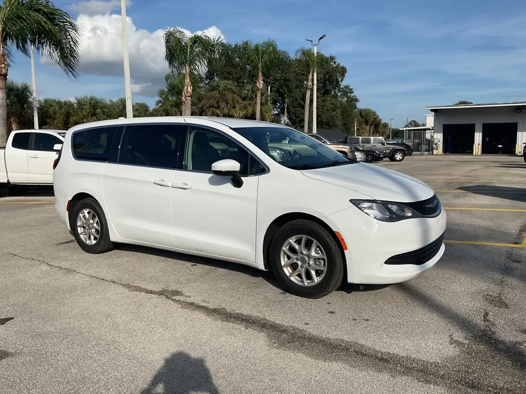 Florida Fine Cars - Used CHRYSLER VOYAGER 2020 ORLANDO LX