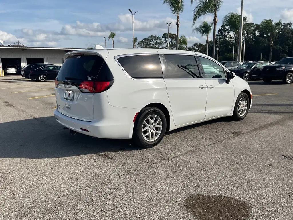 Florida Fine Cars - Used CHRYSLER VOYAGER 2020 ORLANDO LX