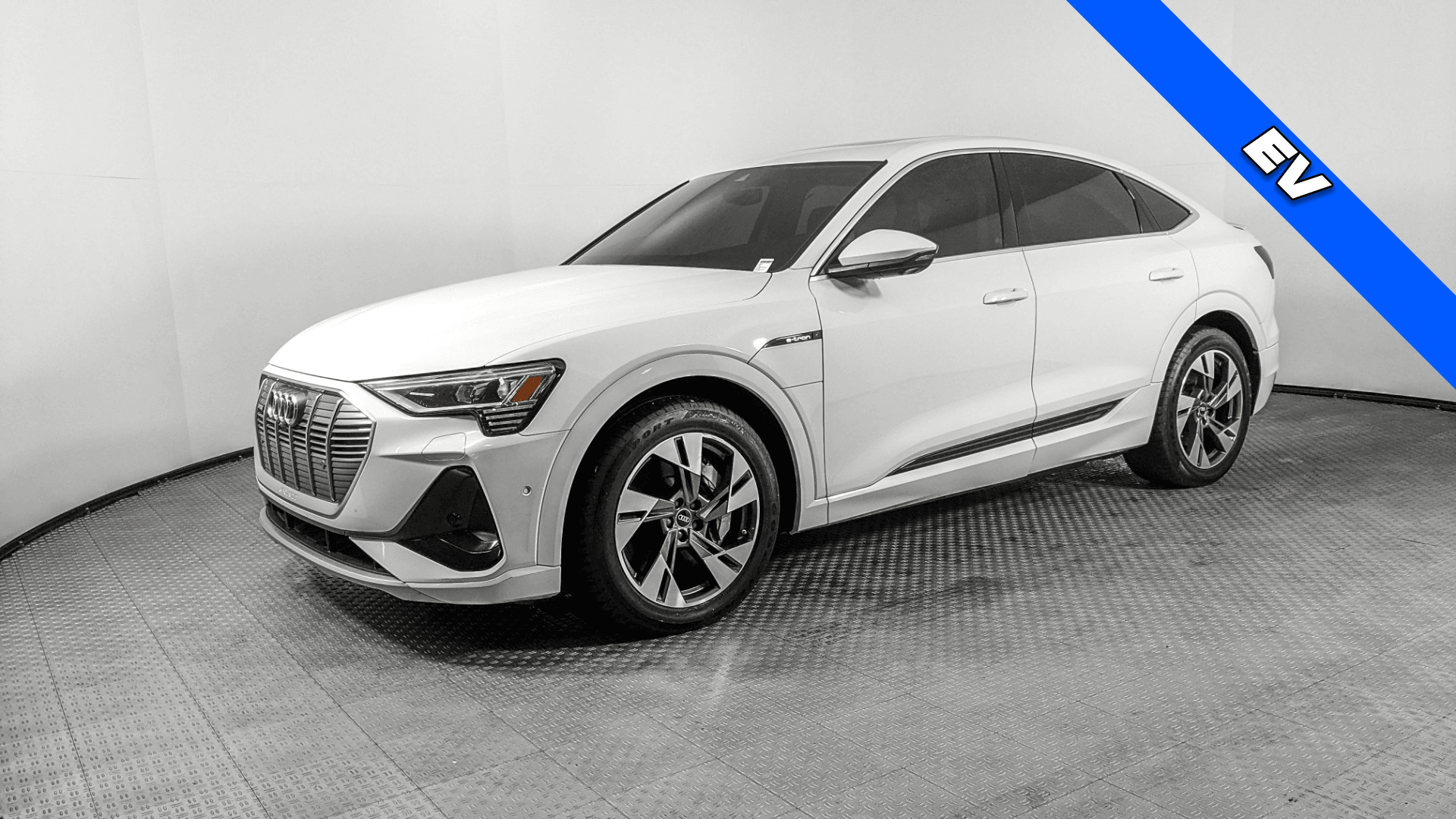 2022 Audi e-tron Sportback Premium Plus's photo