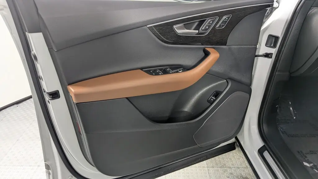 Florida Fine Cars - Used AUDI Q7 2021 ORLANDO PREMIUM